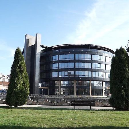 Orbis Design Hotel & Spa Paracin Bagian luar foto