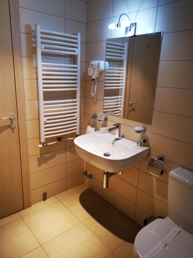 Orbis Design Hotel & Spa Paracin Bagian luar foto